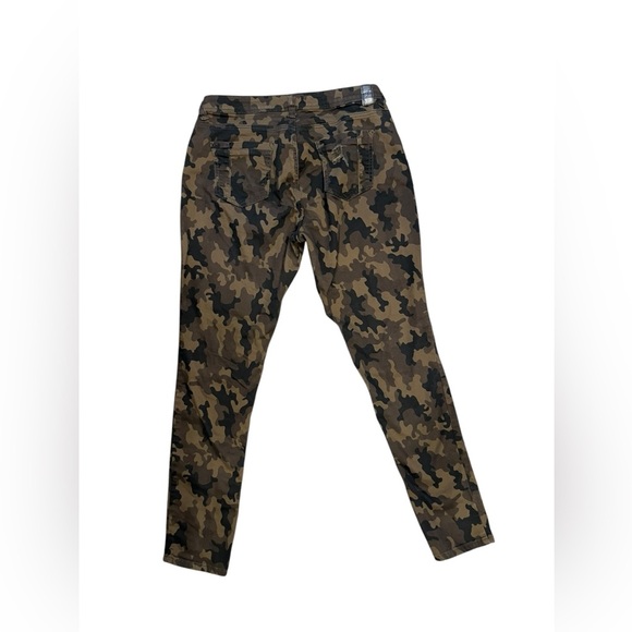 Poetic Justice Camouflage Patterned Skinny Jeans Womens Size 30R - Picture 7 of 10